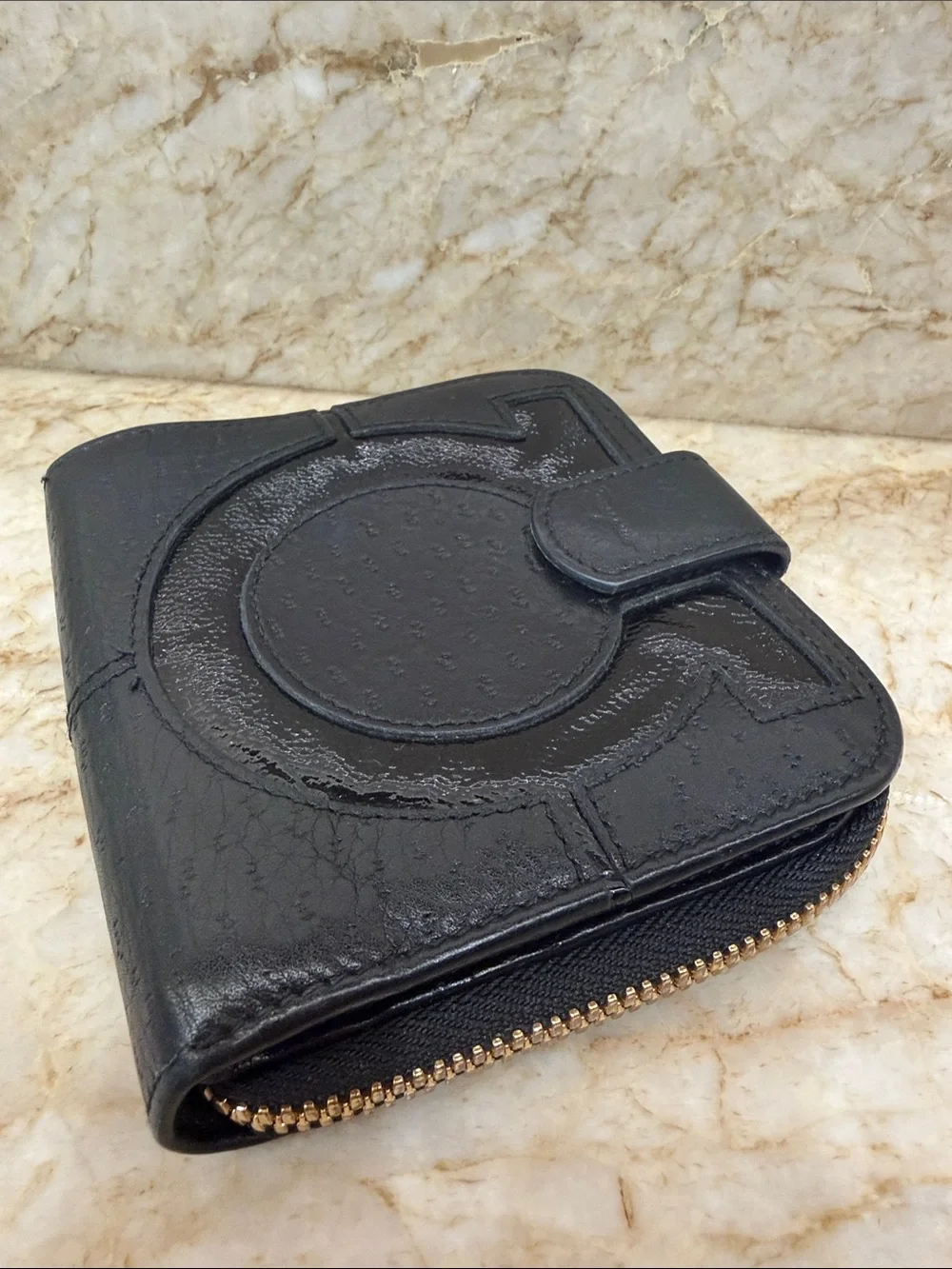 Salvatore Ferragamo Black Leather Gancini Zip Wallet
